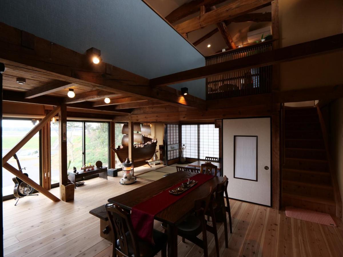 Kura Kawamukai / Vacation 35227