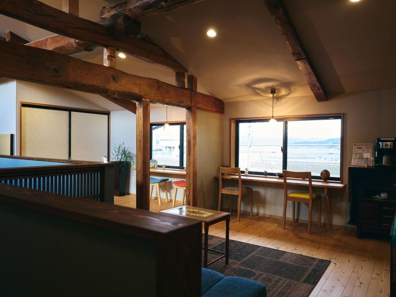 Kura Kawamukai / Vacation 35227